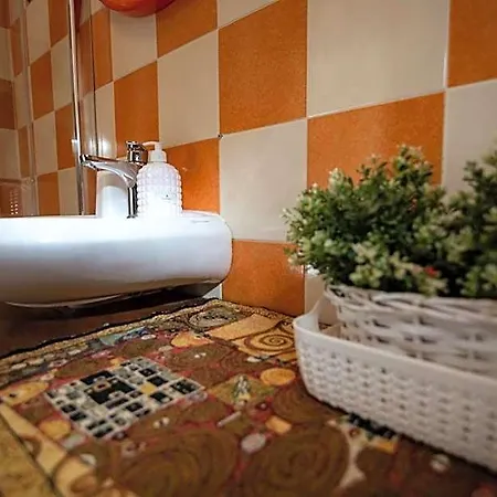 Camaga Bed & Breakfast 3*